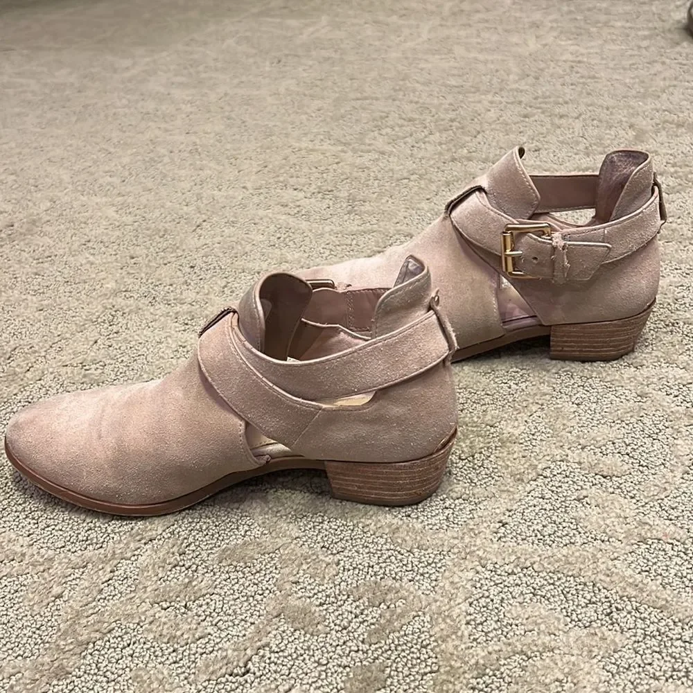 Michael Kors Women’s 6.5 Suede Nude Open Ankle Booties
